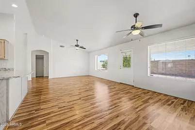 7927 E Naranja Avenue, Mesa, AZ 85209 - Photo 9