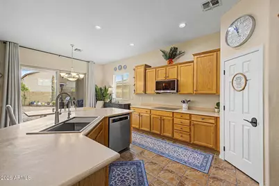 42823 N Courage Trail, Anthem, AZ 85086 - Photo 11
