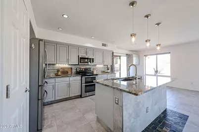 13652 W Rovey Avenue, Litchfield Park, AZ 85340 - Photo 9