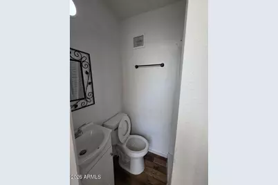 13201 N 19th Place #C, Phoenix, AZ 85022 - Photo 5