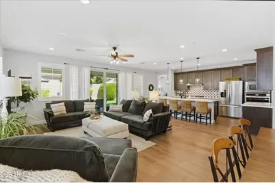 17184 W Rocklin Street, Surprise, AZ 85388 - Photo 5