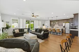 17184 W Rocklin St, Surprise, AZ 85388 - Photo 5
