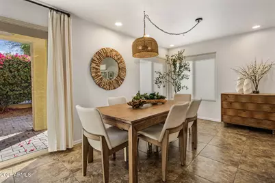 21813 N 40th Way, Phoenix, AZ 85050 - Photo 5