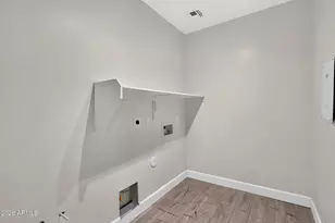 13623 W Banff Ln, Surprise, AZ 85379 - Photo 17