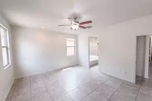 2518 E Fawn Dr, Phoenix, AZ 85042 - Photo 15