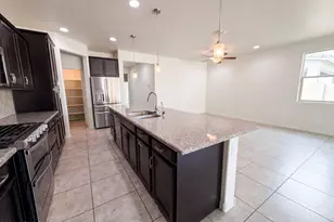 2518 E Fawn Dr, Phoenix, AZ 85042 - Photo 25