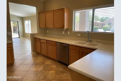 24009 N 21st Way, Phoenix, AZ 85024 - Photo 9