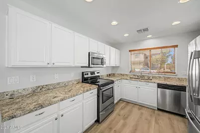 21099 N Alma Drive, Maricopa, AZ 85138 - Photo 9