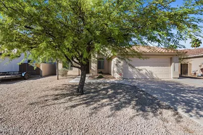 10760 W Louise Drive, Peoria, AZ 85373 - Photo 1