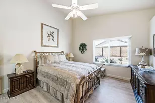 10760 W Louise Dr, Peoria, AZ 85373 - Photo 21