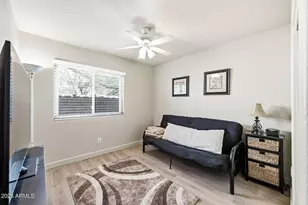 10760 W Louise Dr, Peoria, AZ 85373 - Photo 29