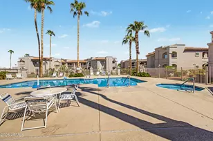 9151 W Greenway Rd, Peoria, AZ 85381 - Photo 23