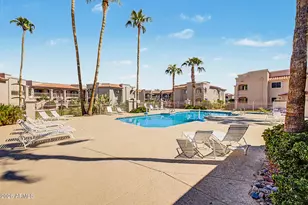 9151 W Greenway Rd, Peoria, AZ 85381 - Photo 25