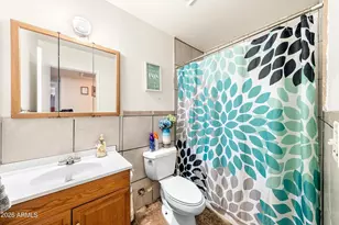3339 W Corrine Dr, Phoenix, AZ 85029 - Photo 15