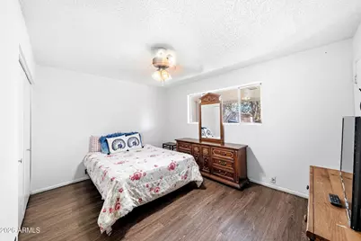 3339 W Corrine Drive, Phoenix, AZ 85029 - Photo 13