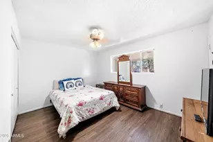 3339 W Corrine Dr, Phoenix, AZ 85029 - Photo 13