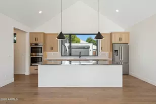 6306 N 10th Dr, Phoenix, AZ 85013 - Photo 13