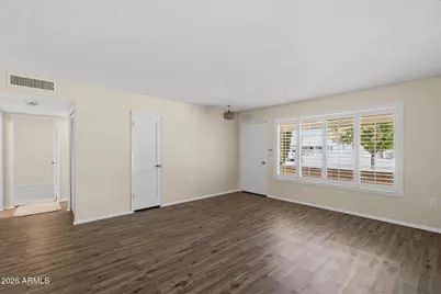 9533 W Shasta Drive, Sun City, AZ 85351 - Photo 5