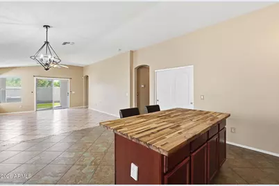 9411 S 35th Drive, Laveen, AZ 85339 - Photo 15