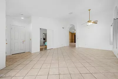 6234 N 88th Lane, Glendale, AZ 85305 - Photo 9