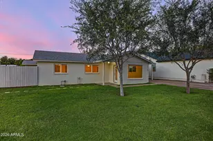 4234 E Earll Dr, Phoenix, AZ 85018 - Photo 3