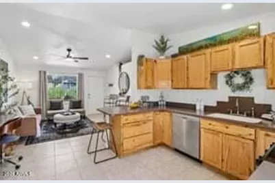 6711 W Osborn Road #41, Phoenix, AZ 85033 - Photo 9