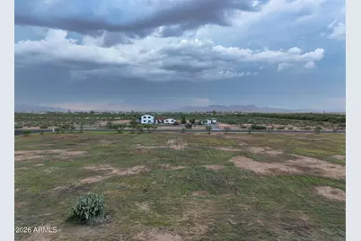 50509 W Iver Road #-, Aguila, AZ 85320 - Photo 25