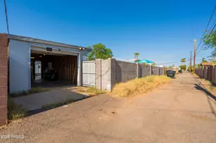 2935 E Flower St, Phoenix, AZ 85016 - Photo 45