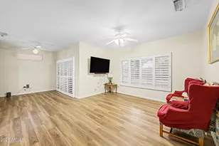 17950 N Somerset Dr, Surprise, AZ 85374 - Photo 9