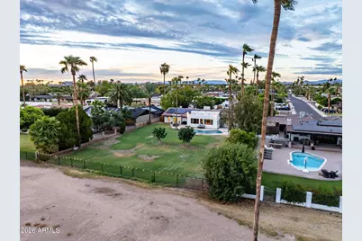 801 W Gleneagles Drive, Phoenix, AZ 85023 - Photo 41