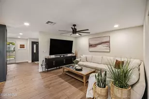 801 W Gleneagles Dr, Phoenix, AZ 85023 - Photo 15
