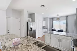 941 E Cherry Hills Dr, Chandler, AZ 85249 - Photo 15