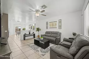 7355 W Hughes Dr, Phoenix, AZ 85043 - Photo 5