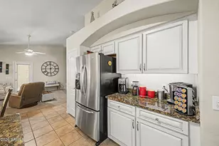 10233 W Daley Ln, Peoria, AZ 85383 - Photo 13