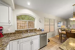 10233 W Daley Ln, Peoria, AZ 85383 - Photo 11