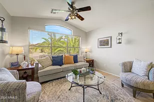 10233 W Daley Ln, Peoria, AZ 85383 - Photo 5