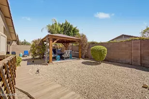 10233 W Daley Ln, Peoria, AZ 85383 - Photo 39