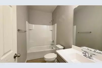 7011 W Townley Avenue, Peoria, AZ 85345 - Photo 9
