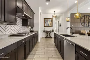 17270 W Aubrey Ln, Surprise, AZ 85378 - Photo 9