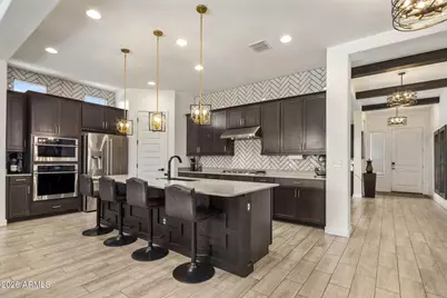 17270 W Aubrey Lane, Surprise, AZ 85378 - Photo 5