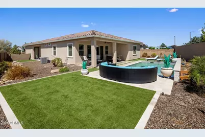 17270 W Aubrey Lane, Surprise, AZ 85378 - Photo 31