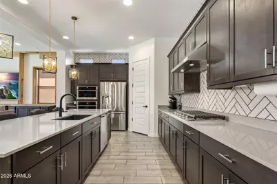 17270 W Aubrey Lane, Surprise, AZ 85378 - Photo 7