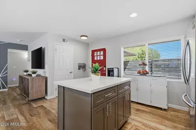 1209 W Medlock Drive, Phoenix, AZ 85013 - Photo 7