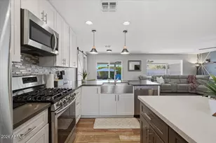 1209 W Medlock Dr, Phoenix, AZ 85013 - Photo 11