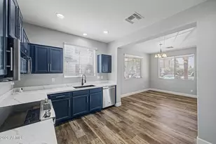 2837 N 73rd Dr, Phoenix, AZ 85035 - Photo 13