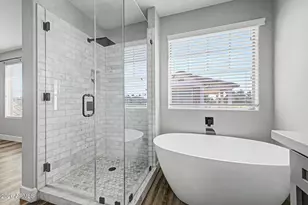 2837 N 73rd Dr, Phoenix, AZ 85035 - Photo 19