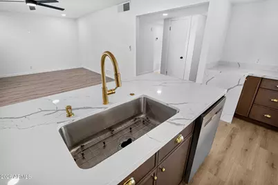 6538 E Oak Street, Scottsdale, AZ 85257 - Photo 9