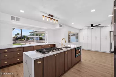 6538 E Oak Street, Scottsdale, AZ 85257 - Photo 5