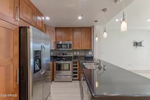 7502 E Earll Dr, Scottsdale, AZ 85251 - Photo 3