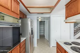 7809 N 49th Ave, Glendale, AZ 85301 - Photo 11
